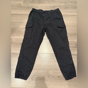 Uniqlo Men's Dark Gray Cargo Pants